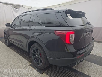 2023 Ford Explorer ST - miniatura 6