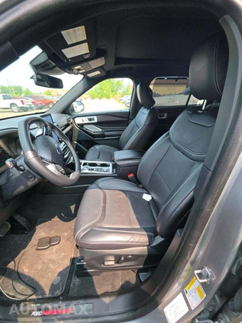 2023 Ford Explorer ST - miniatura 6