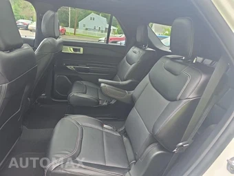 2023 Ford Explorer ST - miniatura 16