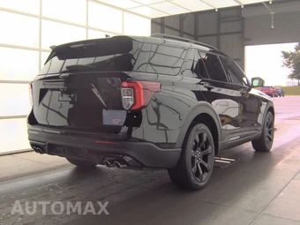 2023 Ford Explorer ST - miniatura 4