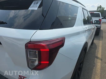 2023 Ford Explorer ST - miniatura 4