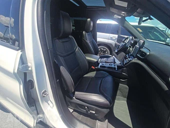 2023 Ford Explorer ST - miniatura 19