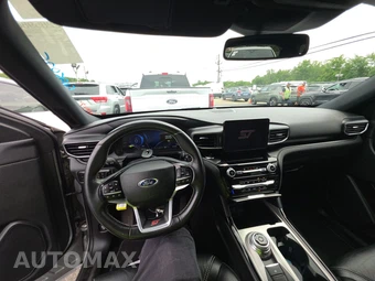 2023 Ford Explorer ST - miniatura 11