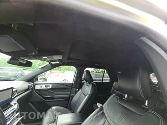 2023 Ford Explorer ST - miniatura 17