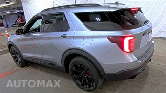2023 Ford Explorer ST - miniatura 6