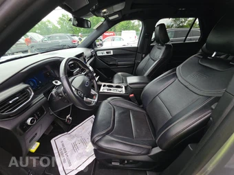 2023 Ford Explorer ST - miniatura 7
