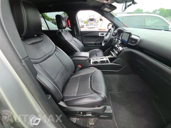 2023 Ford Explorer ST - miniatura 8