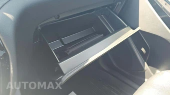 2023 Ford Explorer ST - miniatura 26