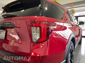 2023 Ford Explorer ST-Line - miniatura 17