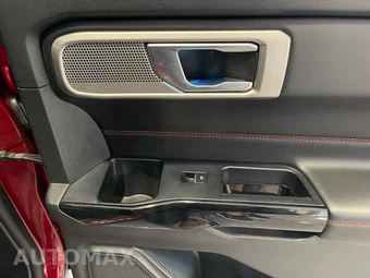 2023 Ford Explorer ST-Line - miniatura 48