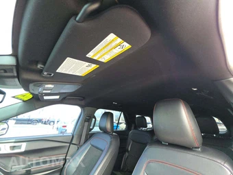 2023 Ford Explorer ST-Line - miniatura 8