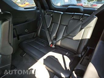 2023 Ford Explorer ST-Line - miniatura 14