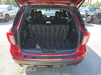 2023 Ford Explorer ST-Line - miniatura 15