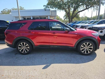 2023 Ford Explorer ST-Line - miniatura 4