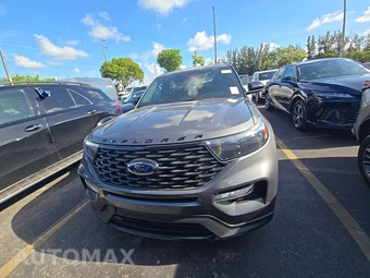2023 Ford Explorer ST-Line - miniatura 2