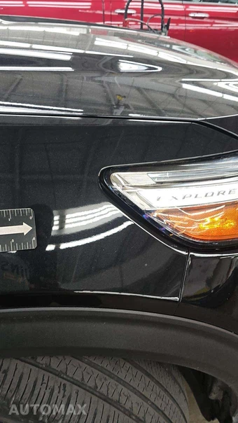 2023 Ford Explorer ST-Line - miniatura 28