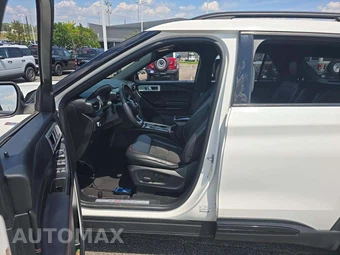 2023 Ford Explorer ST-Line - miniatura 3