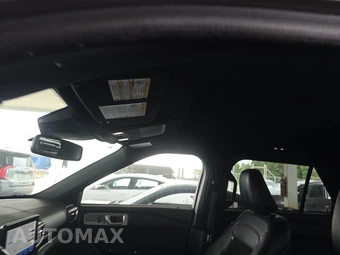 2023 Ford Explorer ST-Line - miniatura 17