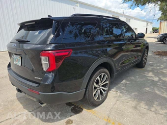 2023 Ford Explorer ST-Line - miniatura 3