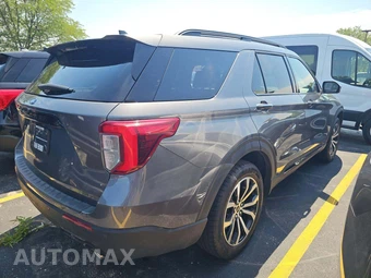 2023 Ford Explorer ST-Line - miniatura 3
