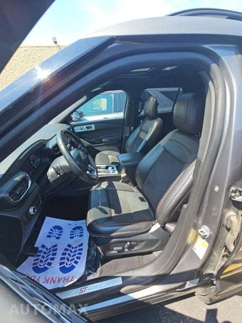 2023 Ford Explorer ST-Line - miniatura 6