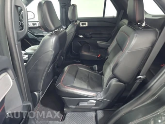 2023 Ford Explorer ST-Line - miniatura 13