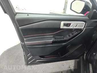 2023 Ford Explorer ST-Line - miniatura 9