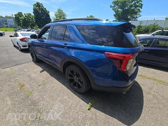 2023 Ford Explorer ST-Line - miniatura 2