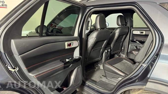 2023 Ford Explorer ST-Line - miniatura 30