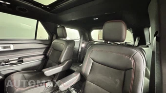 2023 Ford Explorer ST-Line - miniatura 33