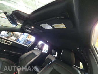 2023 Ford Explorer ST-Line - miniatura 11