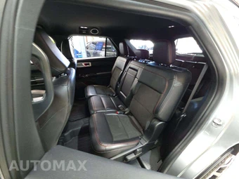 2023 Ford Explorer ST-Line - miniatura 13