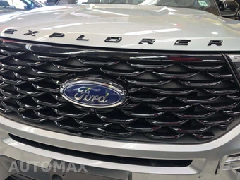 2023 Ford Explorer ST-Line - miniatura 22