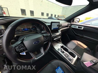 2023 Ford Explorer ST-Line - miniatura 10