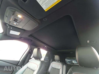 2023 Ford Explorer ST-Line - miniatura 11