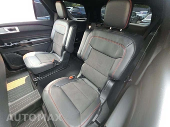 2023 Ford Explorer ST-Line - miniatura 13