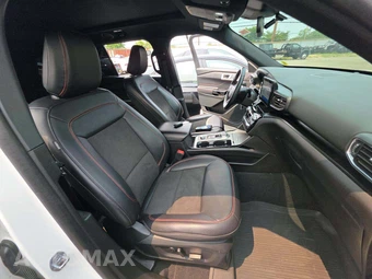 2023 Ford Explorer ST-Line - miniatura 19