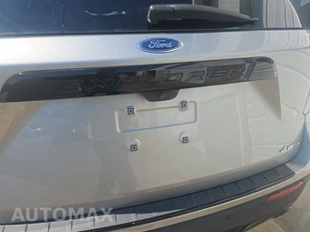 2023 Ford Explorer ST-Line - miniatura 17
