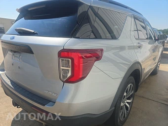 2023 Ford Explorer ST-Line - miniatura 4