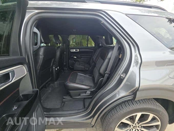 2023 Ford Explorer ST-Line - miniatura 13