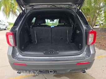 2023 Ford Explorer ST-Line - miniatura 15