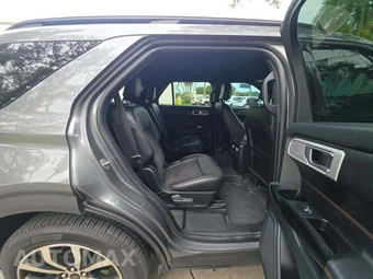 2023 Ford Explorer ST-Line - miniatura 17