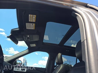 2023 Ford Explorer ST-Line - miniatura 18