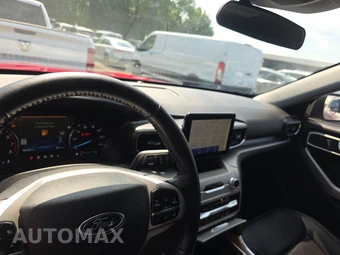 2023 Ford Explorer XLT - miniatura 11