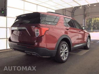 2023 Ford Explorer XLT - miniatura 4