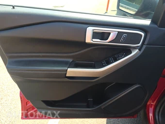 2023 Ford Explorer XLT - miniatura 9