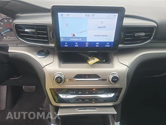 2023 Ford Explorer XLT - miniatura 11