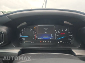 2023 Ford Explorer XLT - miniatura 12