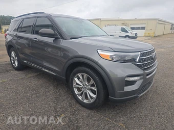 2023 Ford Explorer XLT - miniatura 3
