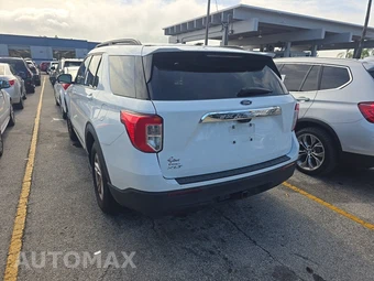 2023 Ford Explorer XLT - miniatura 6